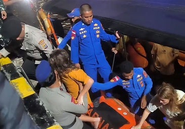 Las madres del naufragio de Indonesia ya están en Valencia tras los 15 días de búsqueda